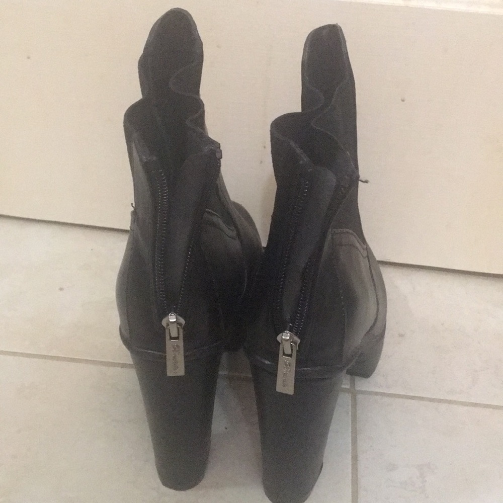 High Heeled Booties! - Picture 4 of 6